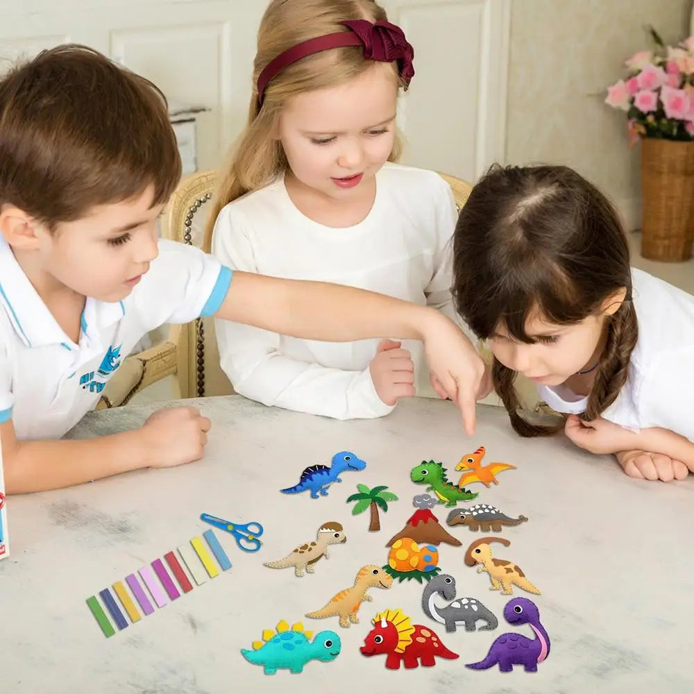 DIY-Nähset: Dino-Abenteuer (14 teilig)